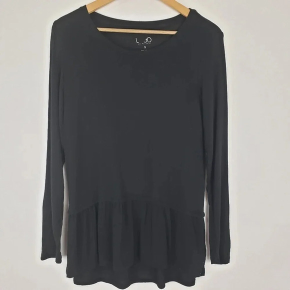 LOGO Black Top - Picture 1 of 5